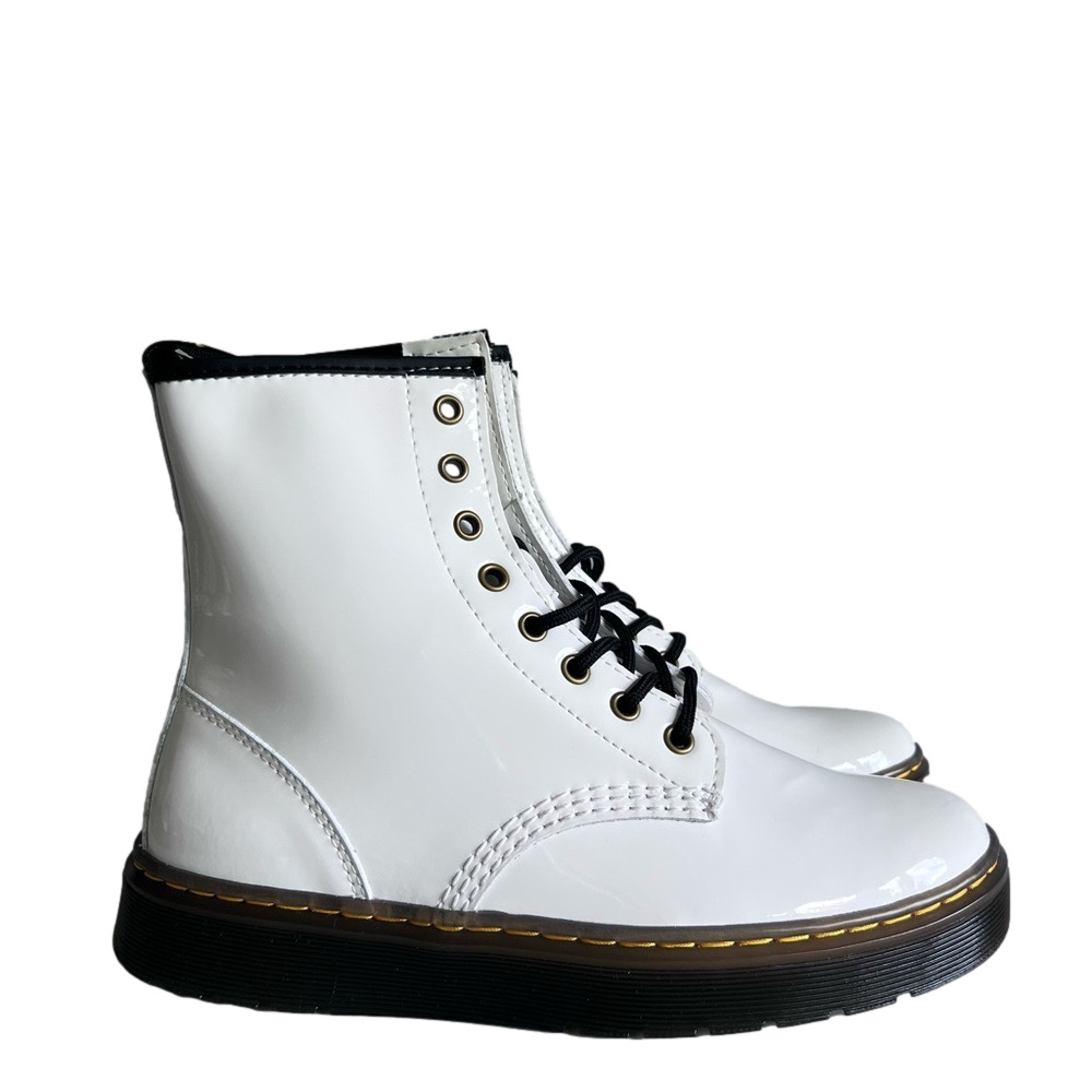 Dr. Martens White Patent Leather Zavala Unisex Boot Size 9 or 8 #249